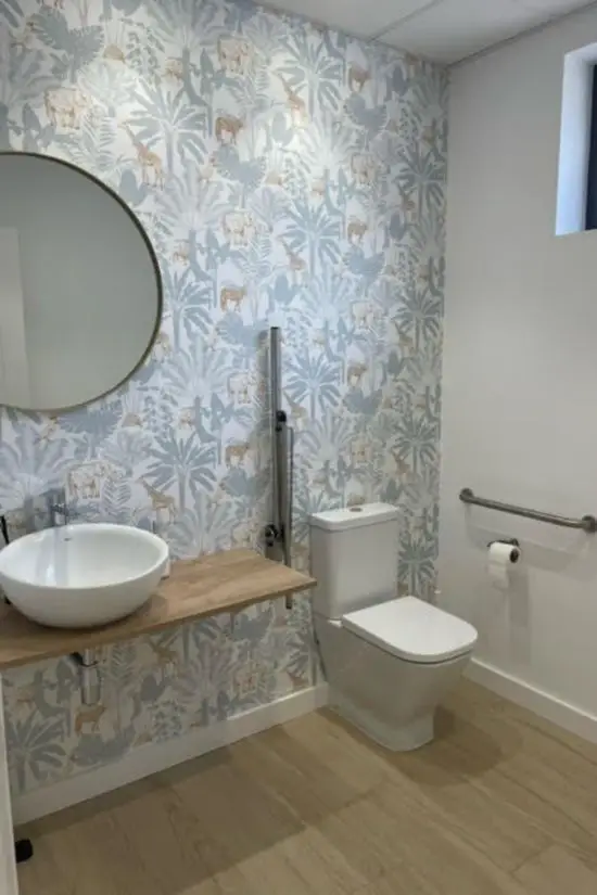 nuestra_clinica-10 Cuarto de baño de la clínica