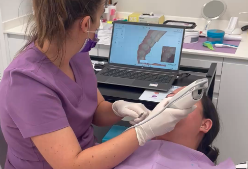 Escáner intraoral